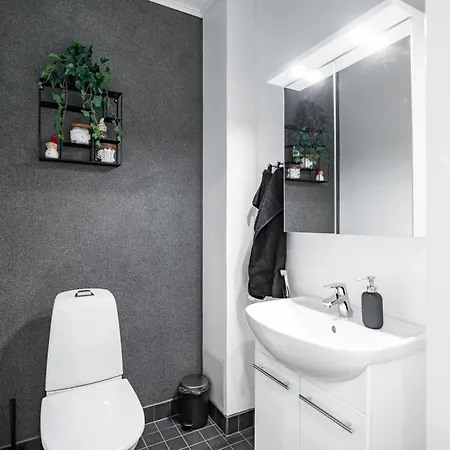 Kodikas Paritalohuoneisto * Rovaniemi